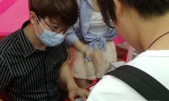 参加漫展的时候，需要怎么做？