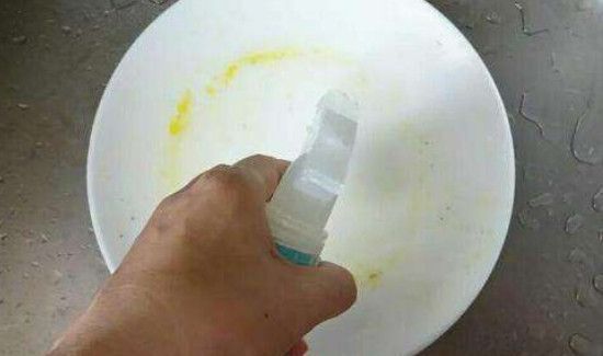 为什么有的盘子不沾油