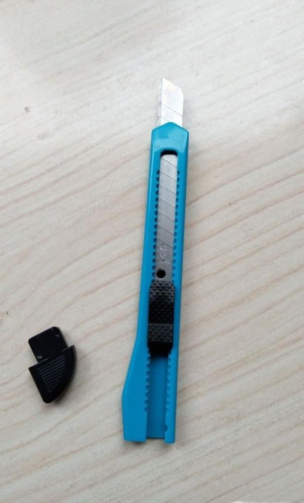 美工刀刀片怎么折断 美工刀刀片更换刀头刀片