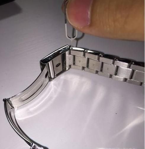一种快速截取多余表带的方法