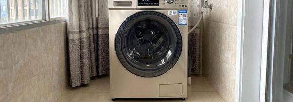 羽绒服可以用滚筒洗衣机洗吗