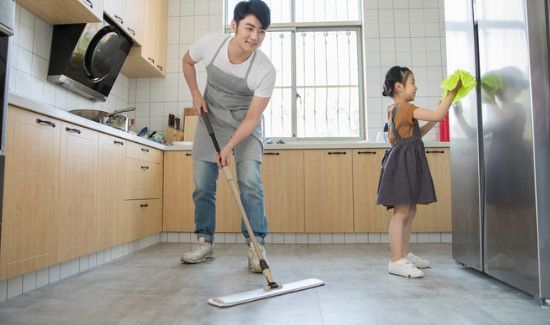 屋子长时间不住怎么防止墙面家具坏