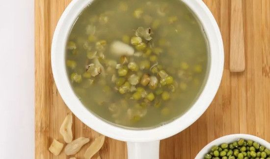 绿豆汤的功效与禁忌