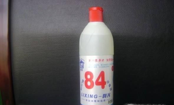 如何防止白色的鞋刷完变黄