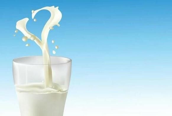 怎样清洗白衣服上的酱油渍