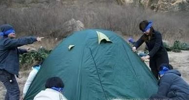 如何搭帐篷的方法