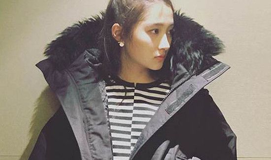 穿羽绒服头发怎么弄