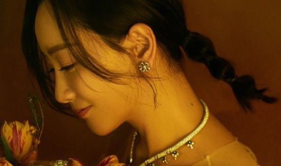 穿羽绒服头发怎么弄