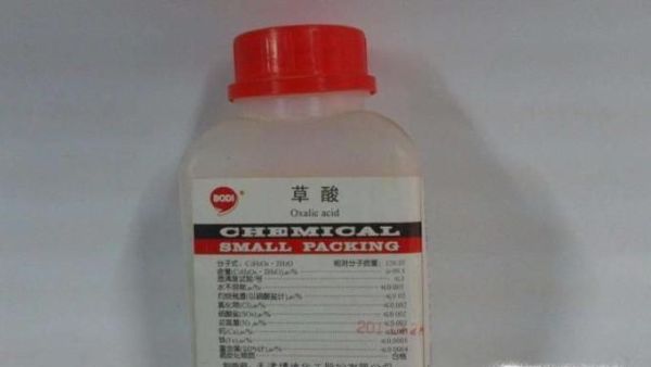 白衣服的各种污渍清除法