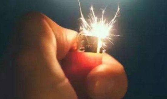 打火机温度有多高