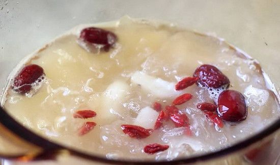 银耳煮了很久还是脆的怎么办