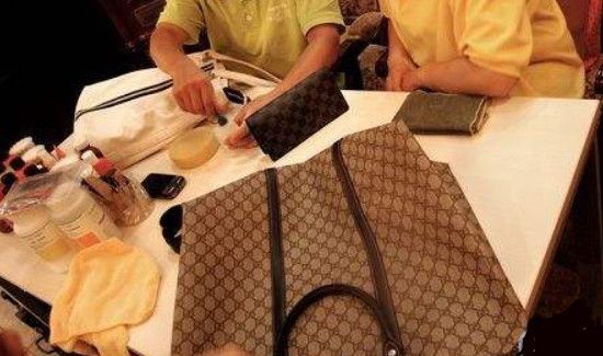 皮的包包怎么打理