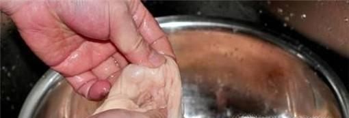 肥肠的清洗方法