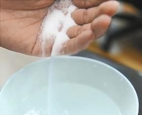 宝宝眼睛被蚊子咬肿了怎么办