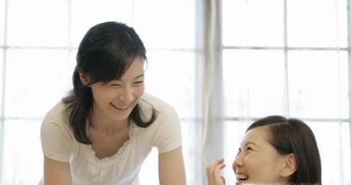 要成为一个从容的中年女人，需要做哪些准备？