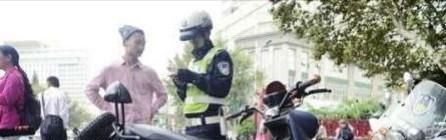 骑电动摩托车如何才能避免被交警罚款