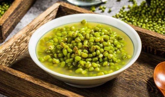 绿豆汤和金银花能一起喝吗