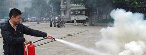 灭火器使用方法具体步骤