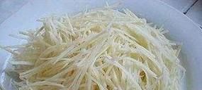 炒一盘爽脆不粘锅的土豆丝－－酸辣土豆丝
