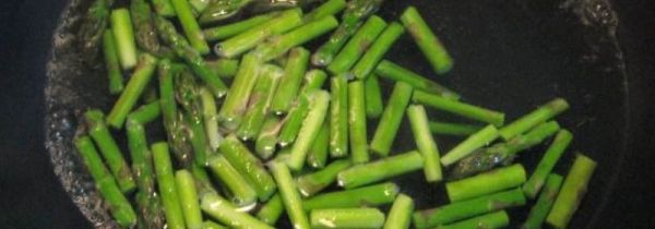 芦笋要焯水过后再来炒吗