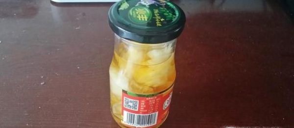 如何不用刀开罐头