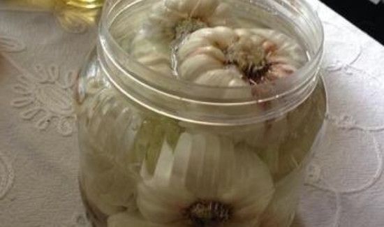 去年泡糖蒜的水今年还能用吗