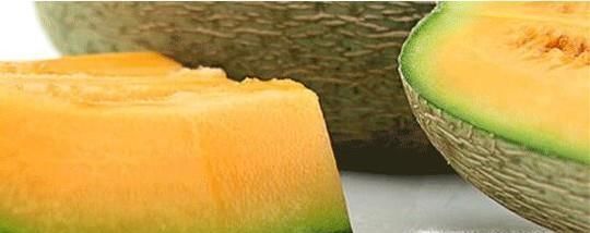 哈密瓜的功效和作用有哪些？如果挑选哈密瓜