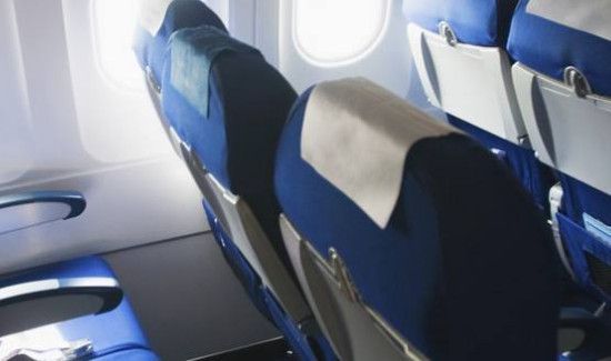第一次坐飞机怎么找座位