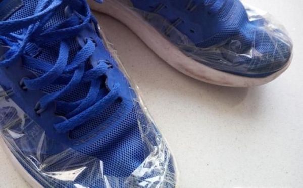 怎么刷白鞋边，白鞋边去污的方法