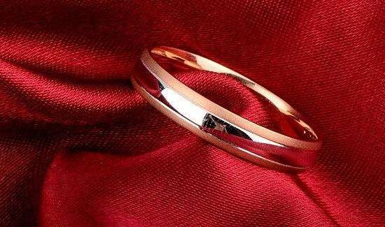 au750钻戒里面的数字代表什么