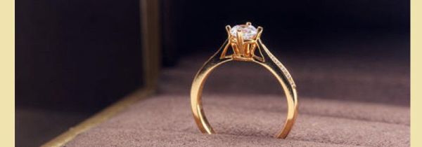 为什么现在的钻戒都用au750做