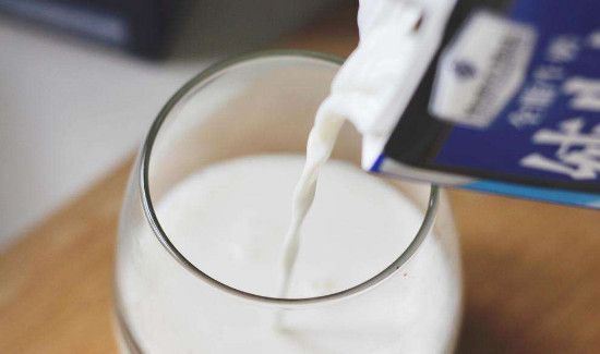 袋装牛奶可以用微波炉加热吗