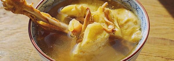 花胶鸡汤的功效与作用