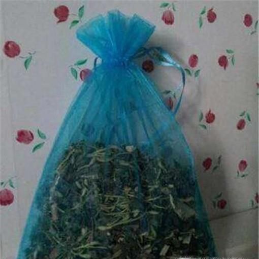 如何自制驱蚊草药包