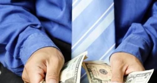 生活中阻碍男人富有的坏习惯有哪些？