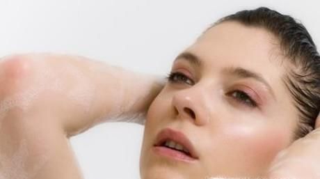 怎样避免衣服上有汗臭味？