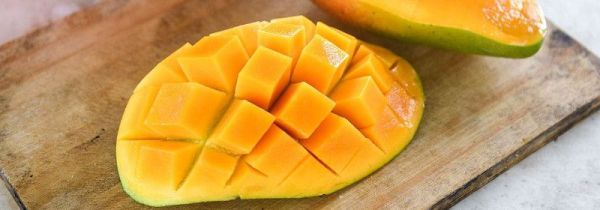 芒果和梨能一起榨汁吗