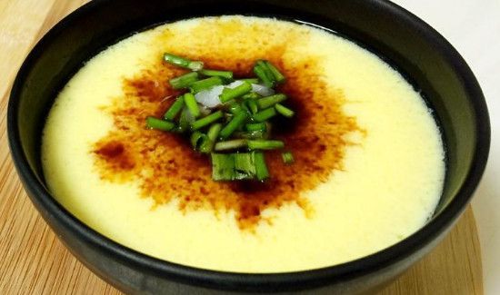 炖鸡蛋用热水还是冷水