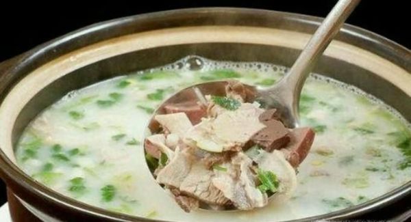 小龙虾不能和哪些食物一起吃