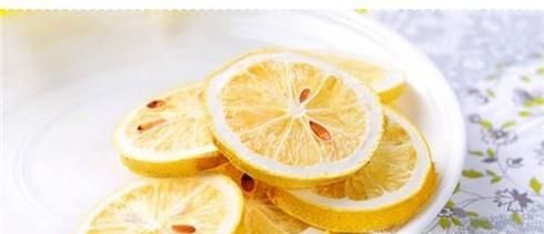 瓷砖上的油漆怎么去除