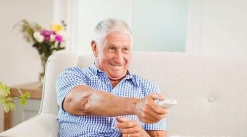 老人获取信息的渠道有哪些？