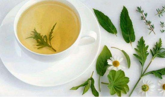 保温杯可以装茶水吗