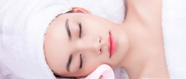 皮肤太干怎么办?以下三个办法可以试试!