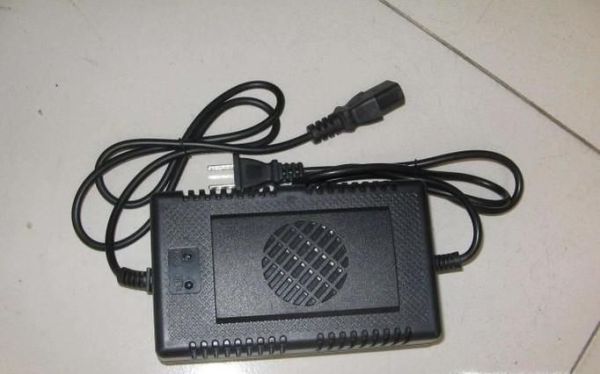 电动车充电器坏了怎么办