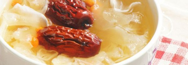 睡前一碗银耳羹好处