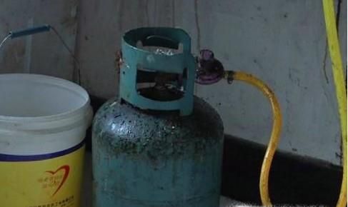 使用壁挂炉的过程中有哪些注意事项？