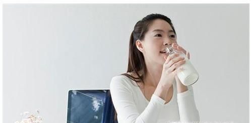 牛奶什么时候喝最好 牛奶适合什么时候喝