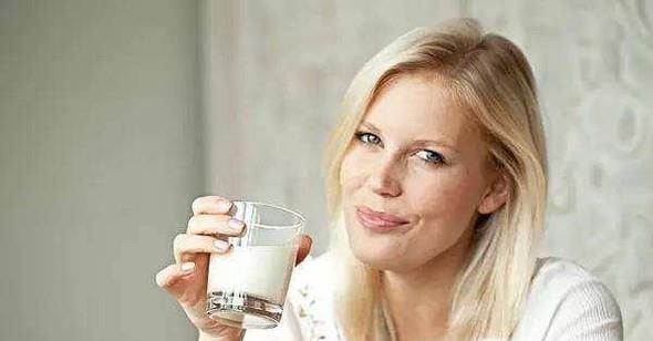 牛奶什么时候喝最好 牛奶适合什么时候喝