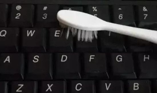 废旧牙刷的妙用