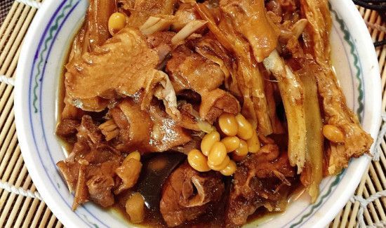 鸭肉和虾能一起吃吗